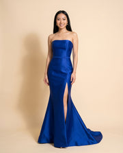 Robe Avec Fente Royal