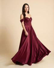 Robe Satinée Et Corset Bourgogne