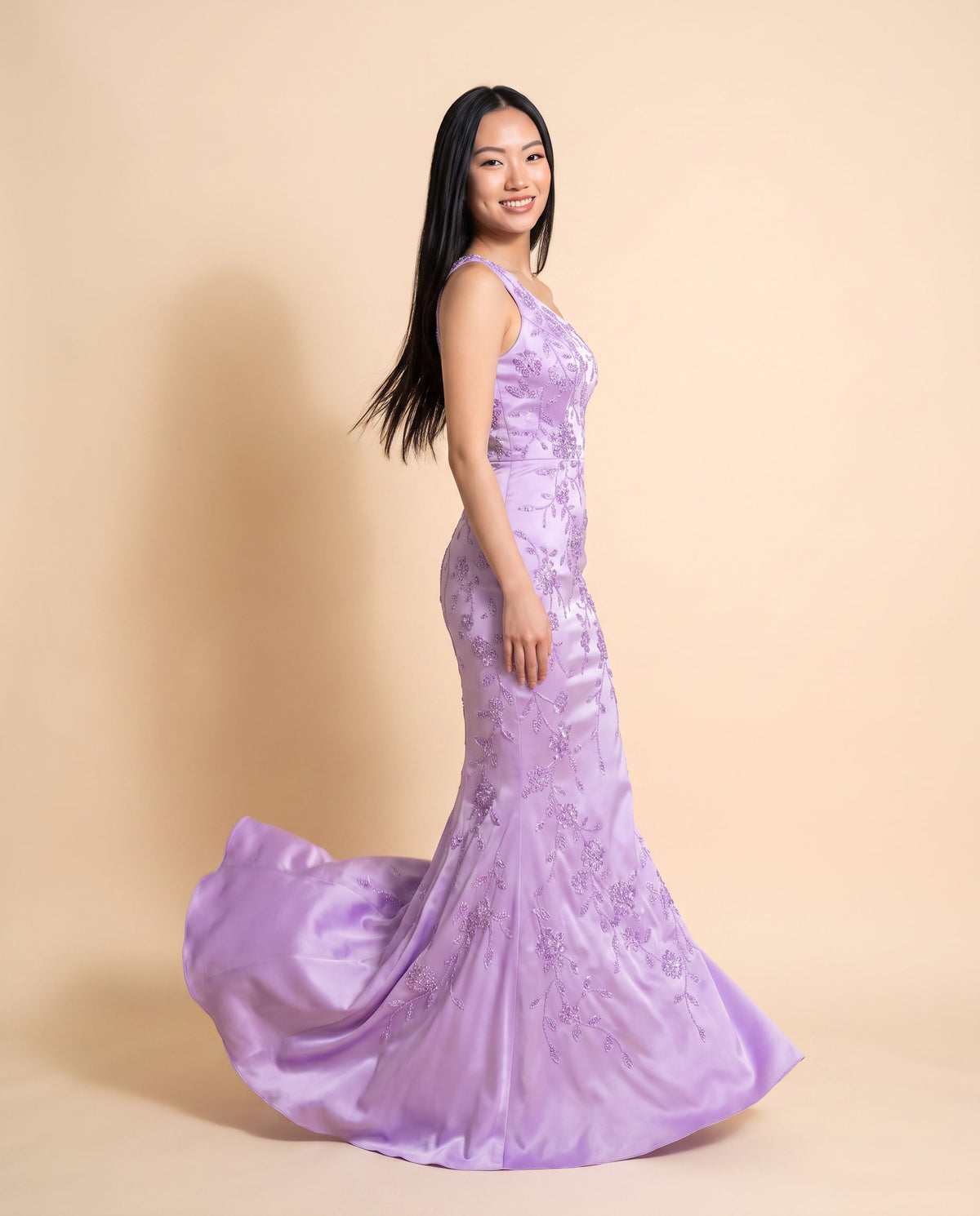 Robe Satinée Une Bretelle Lavande
