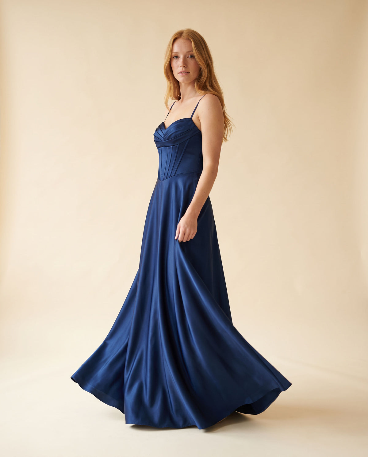 Robe Fluide En Satin Marine