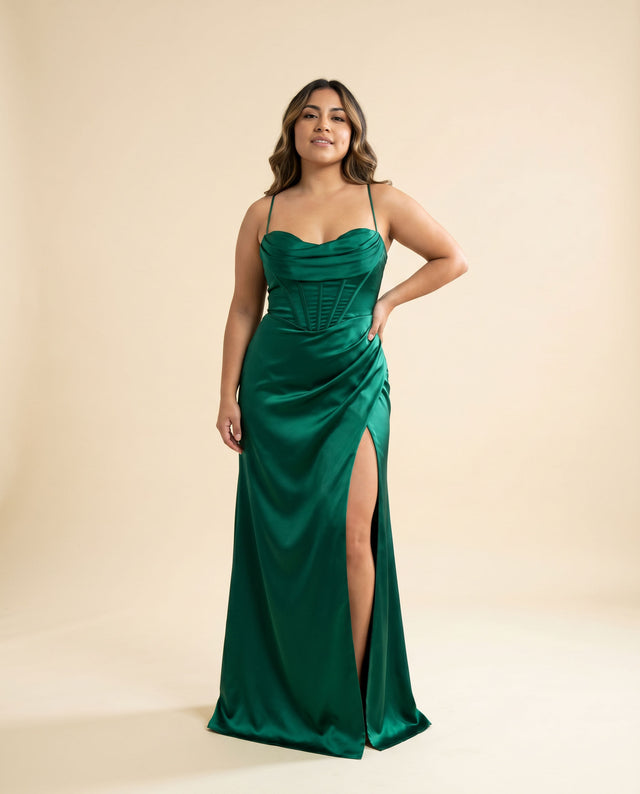 Robe En Satin Avec Dos Lacé Émeraude