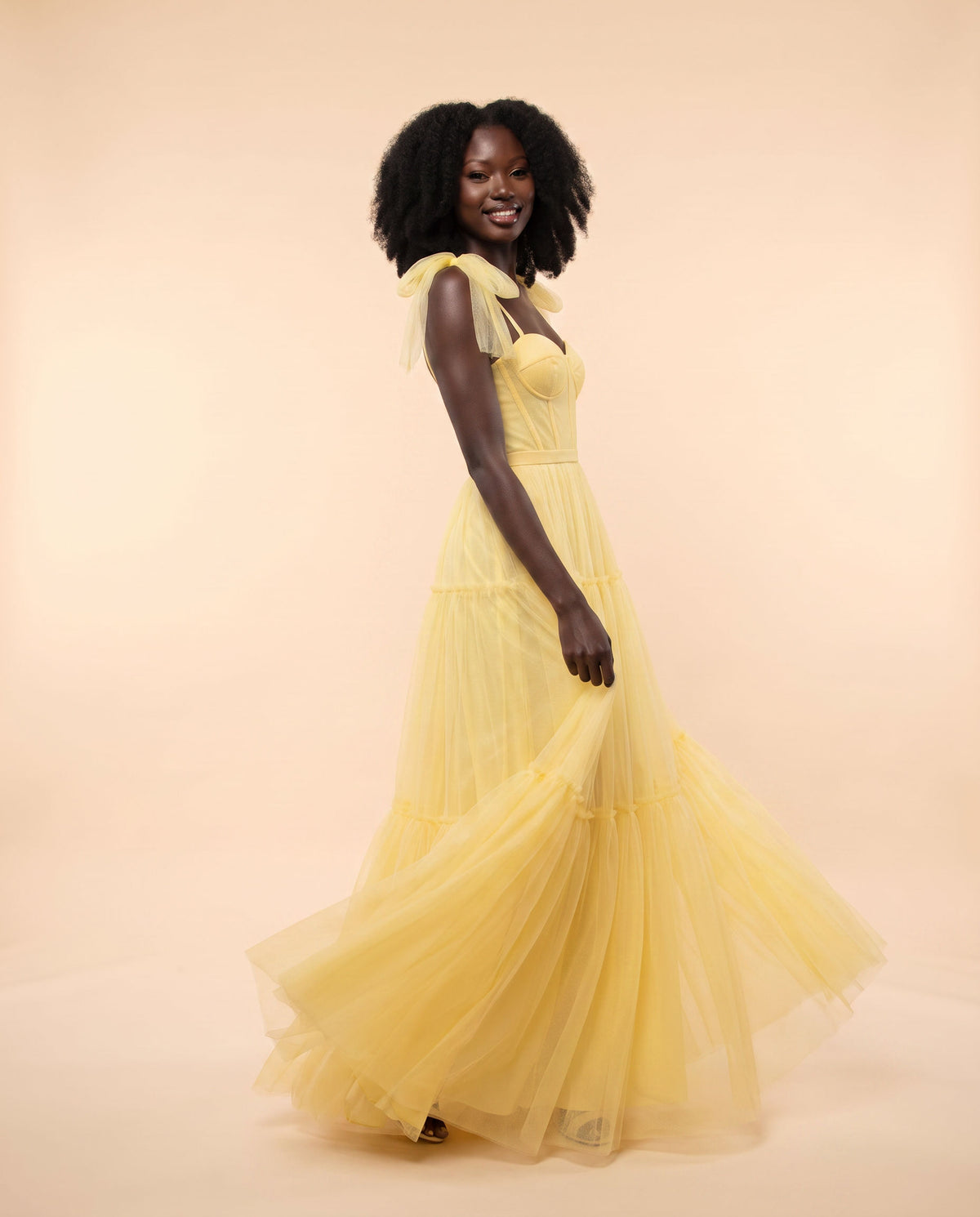 Robe En Tulle À Pois Jaune