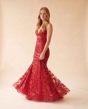 Robe Ajustée Avec Décolleté Rouge