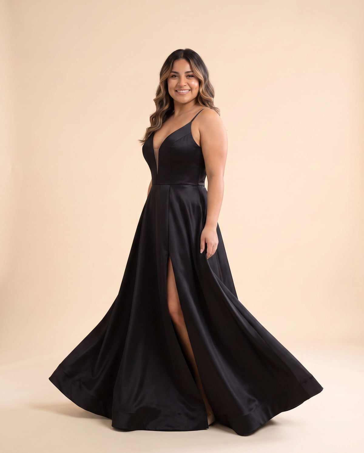 Robe Noire Brillante en A