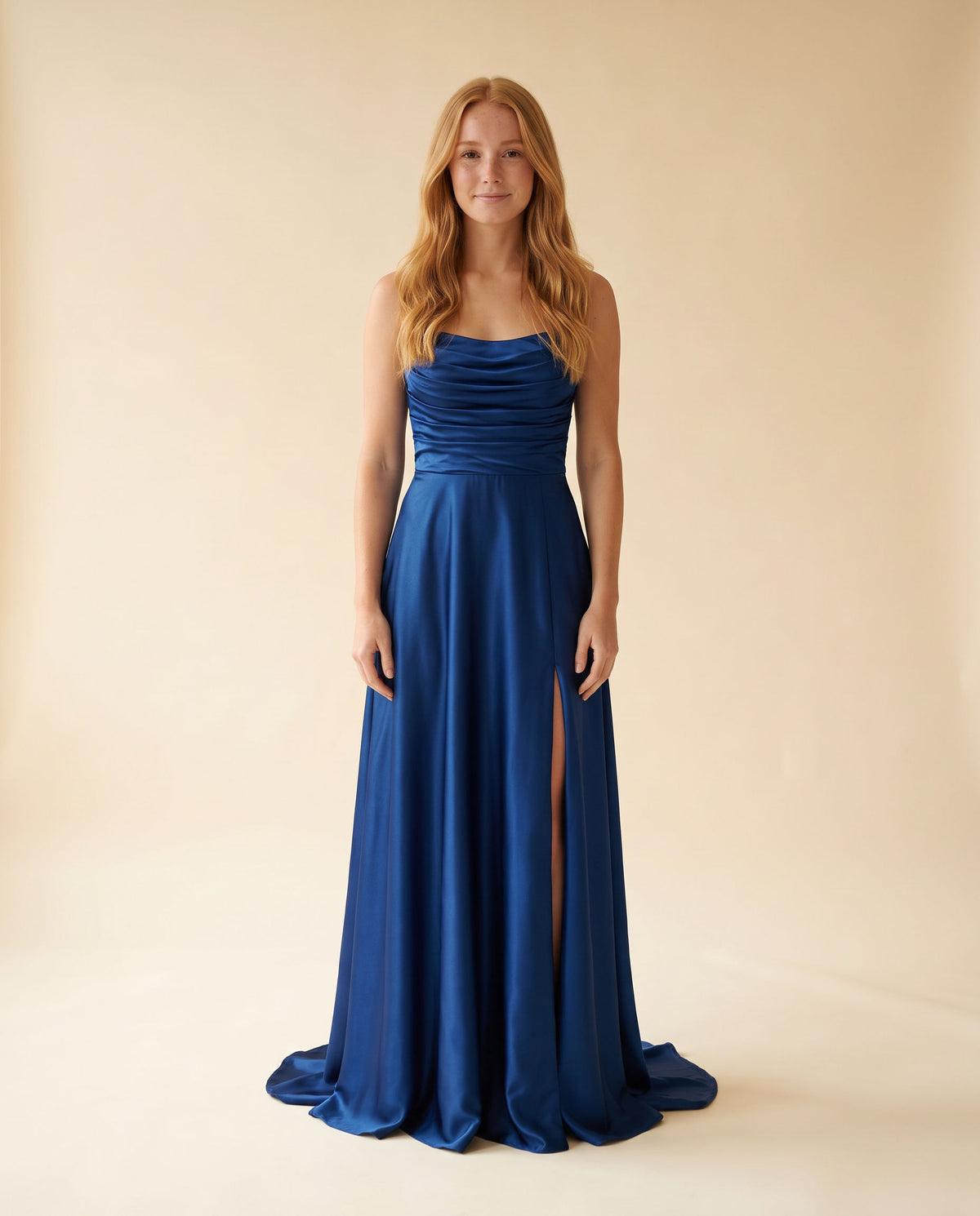 Robe Fluide En Satin Marine