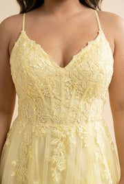 Robe Jaune Pâle