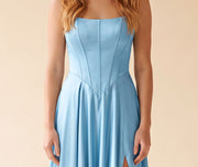 Robe En Satin Bleu Poudre