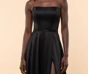 Robe Bustier En Satin Noire