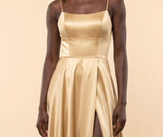 Robe En Satin Nude